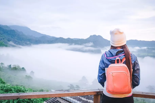 你羡慕的生活背后，都有你熬不了的苦 – 李思圆